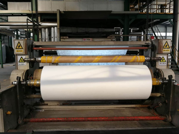 涤纶狭缝无纺布 涤纶狭缝无纺布